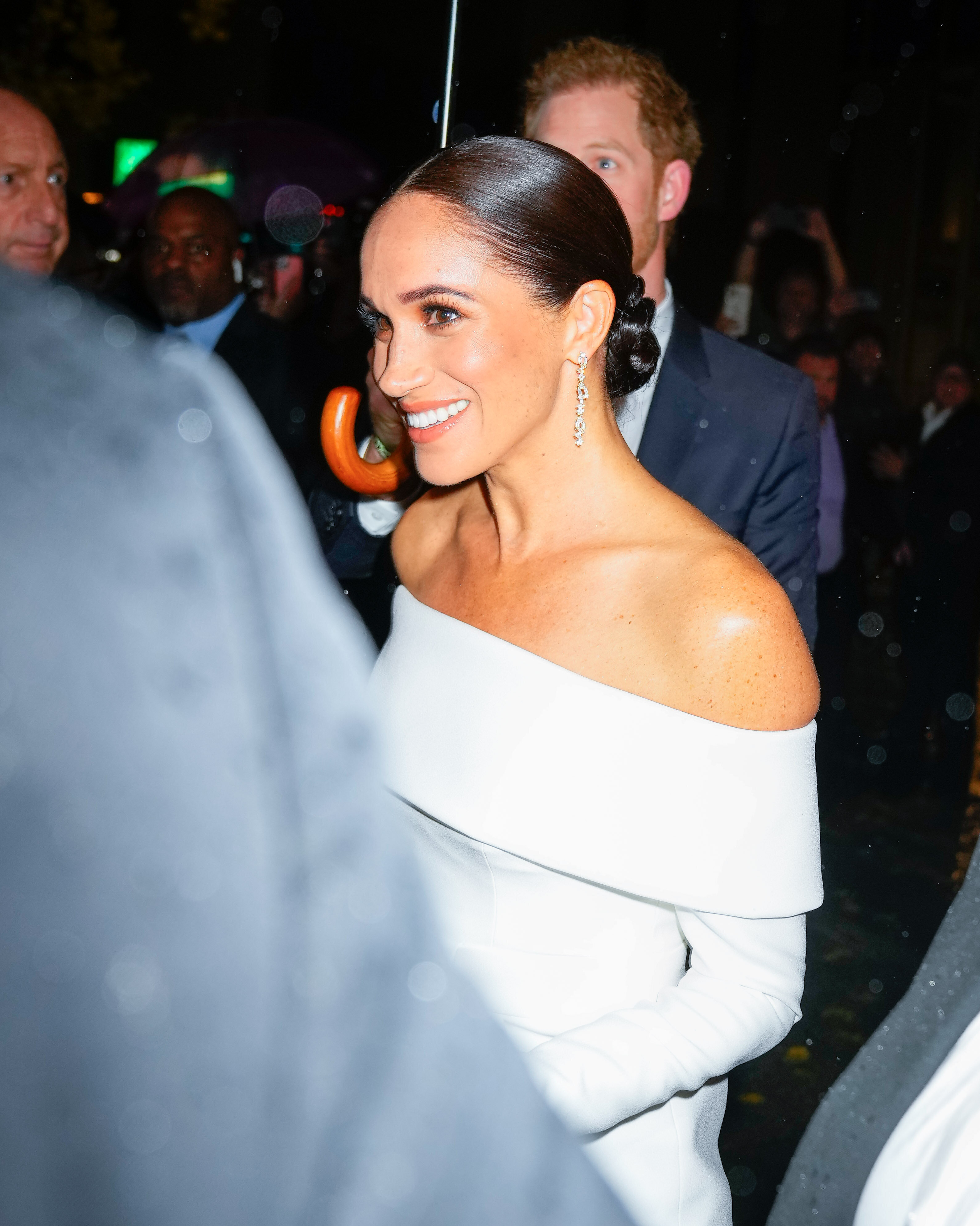 Meghan Markle And Prince Harry Rule Red Carpet Just Days Before Netflix ...