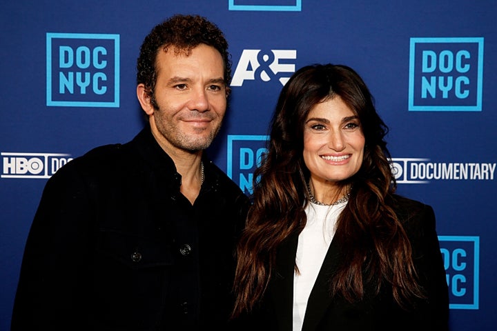 Idina Menzel Offers Deeply Personal Look At IVF Journey In New Documentary 4 Aaron Lohr (left) and Idina Menzel have been married since 2017.