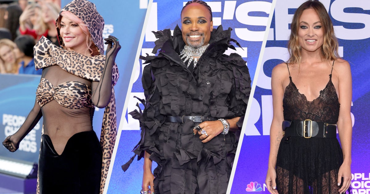Here Are All The A-List Snaps You Need To See From The People’s Choice Awards Red Carpet