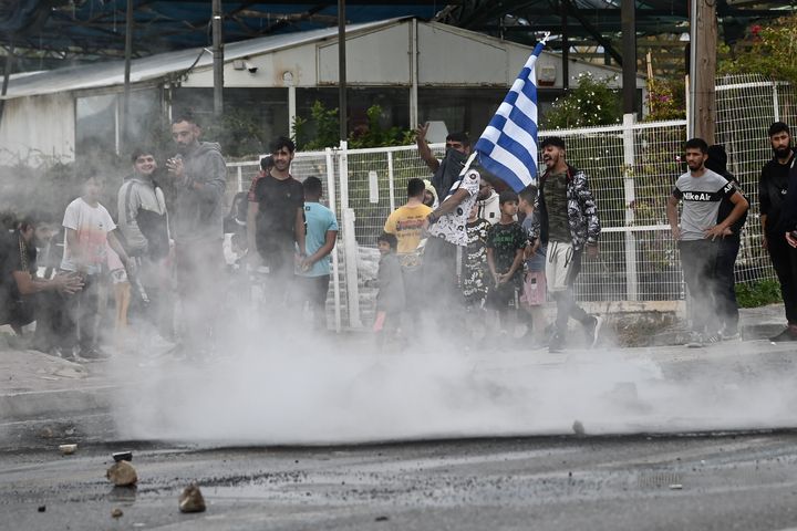Έντονες οι αντιδράσεις διαμαρτυρίας μετά τον τραυματισμό του 16χρονου στη Θεσσαλονίκη