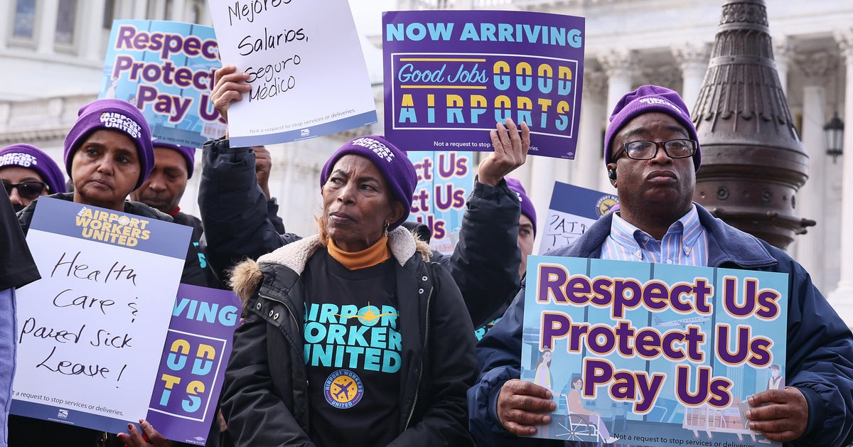 Airport Workers Protest Unfair Working Conditions And Push For Legislative Action Airport Workers Protest Unfair Working Conditions And Push For Legislative Action