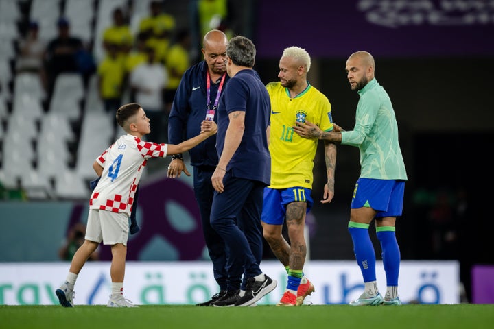 Neymar's Dad confident son be back 'to his best' for World Cup final,  should Brazil reach it, and sends message to Pele on behalf of Selecao  superstar