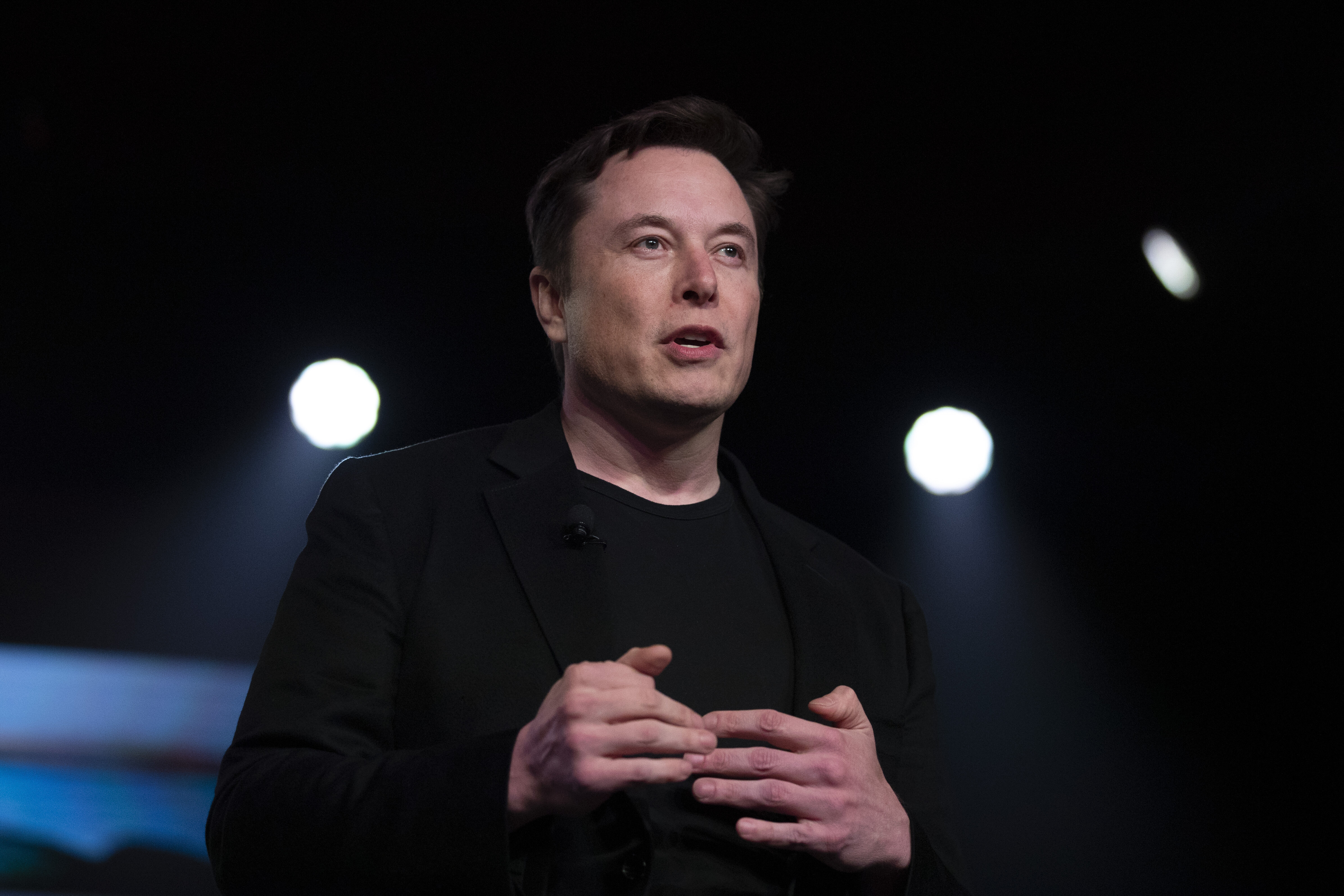 Elon Musk Reportedly Threatening To Sue Twitter Workers Who Leak ...