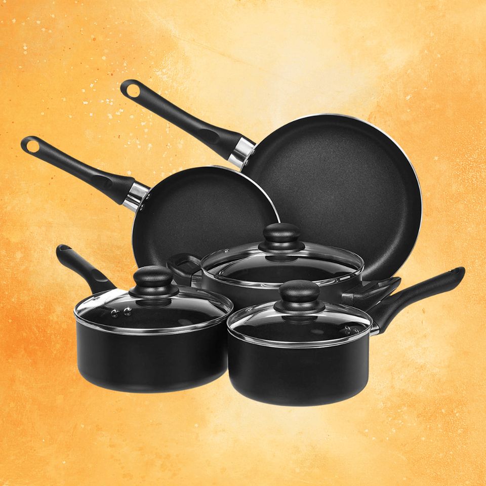 Amazon Basics 8-piece nonstick cookware set
