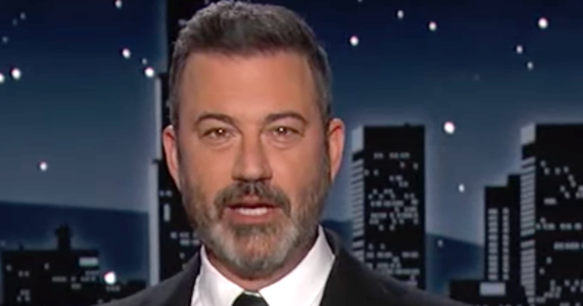 Jimmy Kimmel Uses White House Christmas Ornament For A Scorching Trump Burn - Vimarsana News