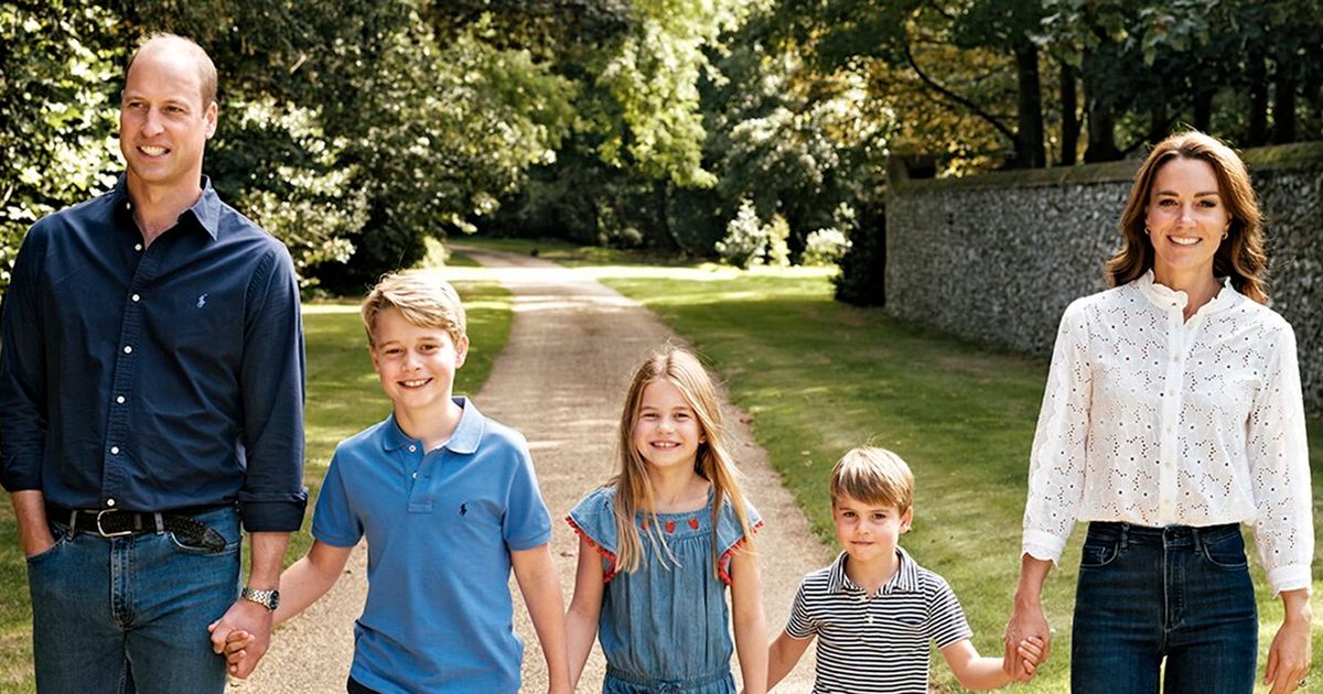 Kate Middleton e Príncipe William lançam primeiro cartão de Natal como Príncipe, Princesa de Gales