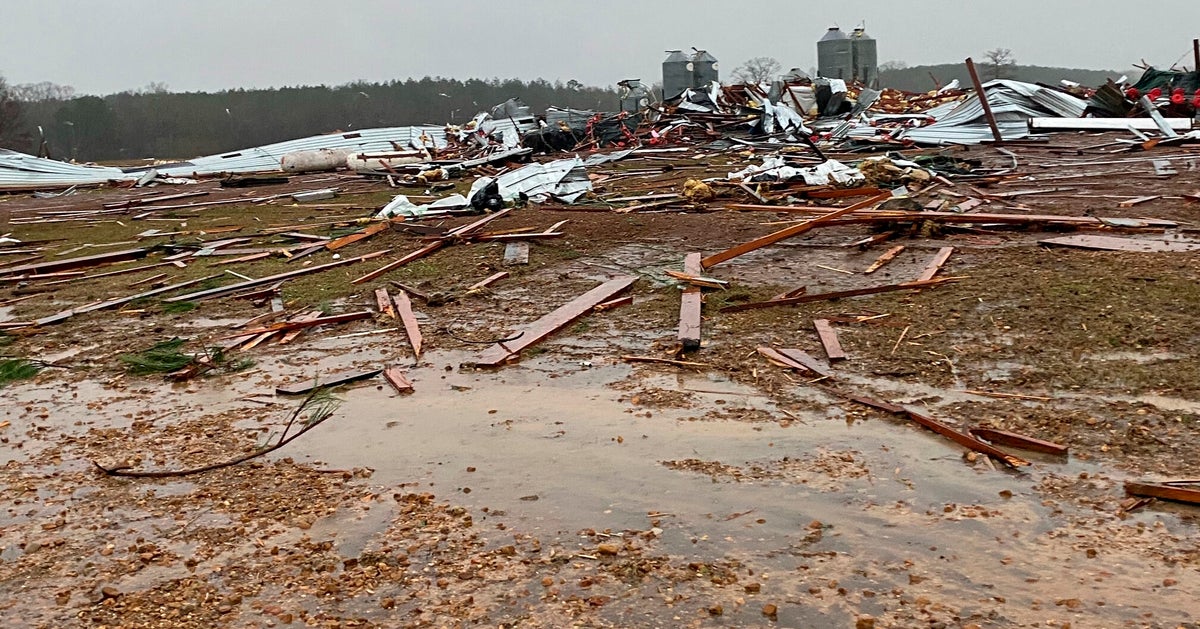Storm Brings Deadly Tornadoes, Blizzard-Like Conditions - Vimarsana News