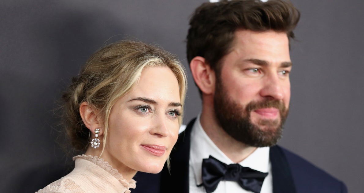 Emily Blunt Can't Seem To Ditch The 'Terrible Jacket' She Wore On This Occasion - Vimarsana News