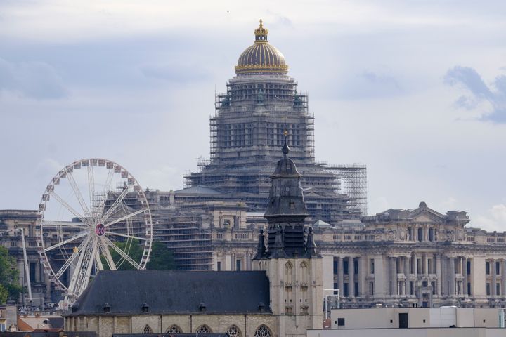 Palais de Justice δεσπόζει πάνω από την πόλη των Βρυξελλών