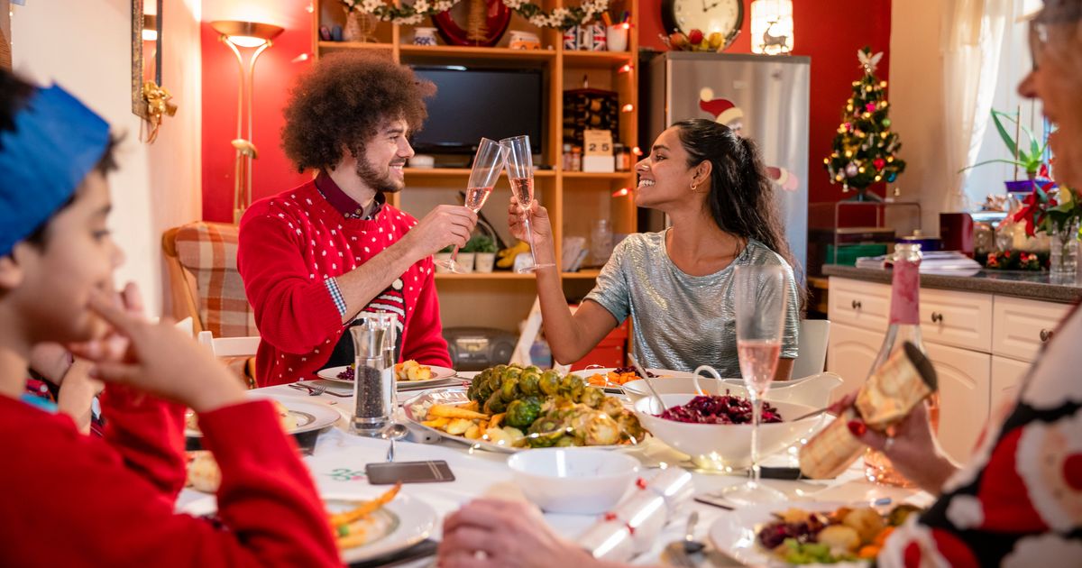 what-time-should-you-eat-christmas-dinner-at-huffpost-uk-life