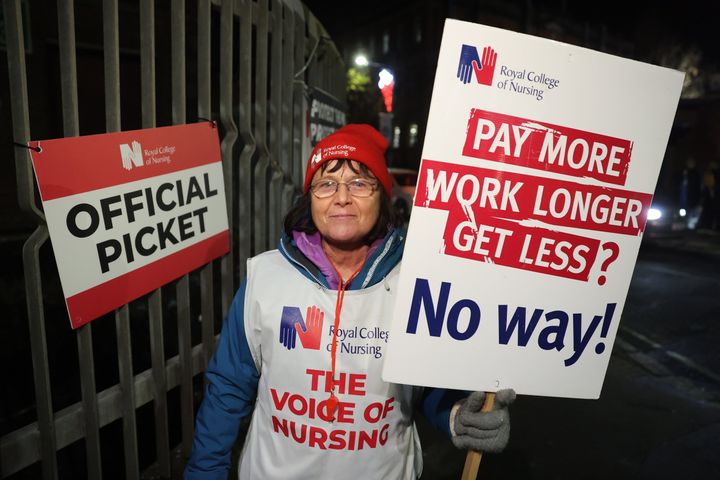The government has refused to meet strikers' requested pay rises 