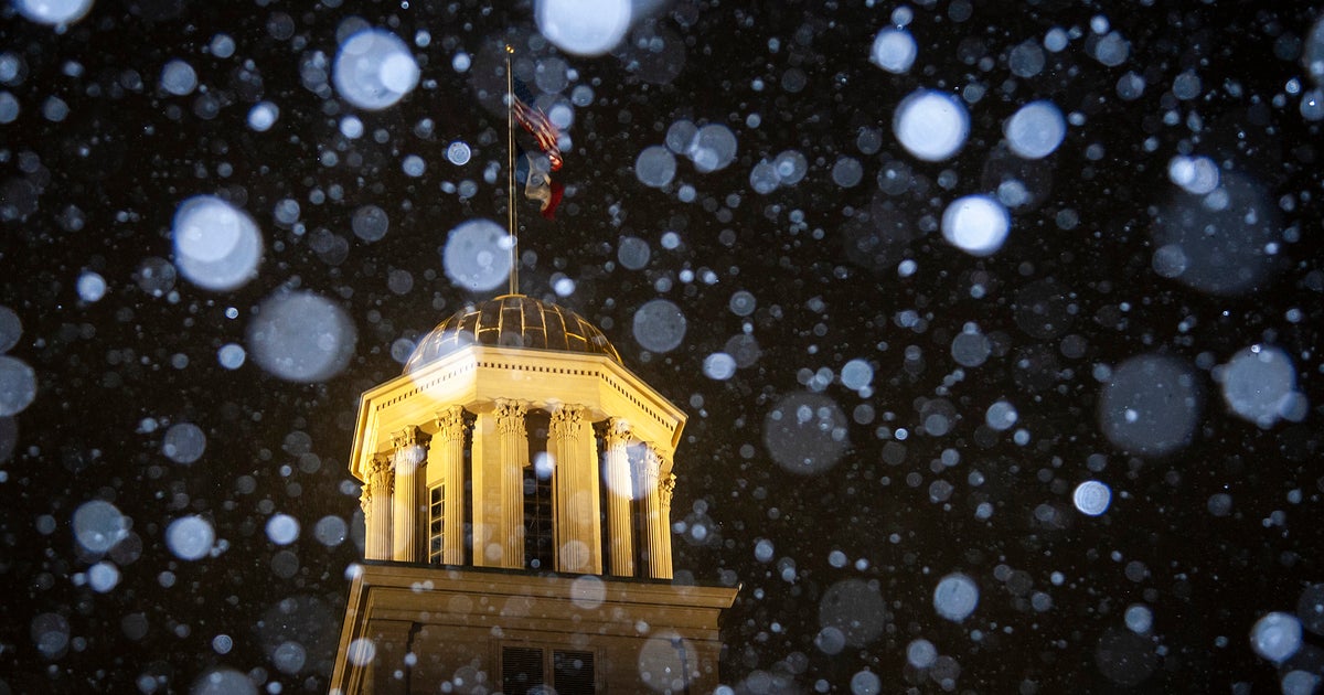 Temperatures Fall Far And Fast As Winter Storm Threatens US