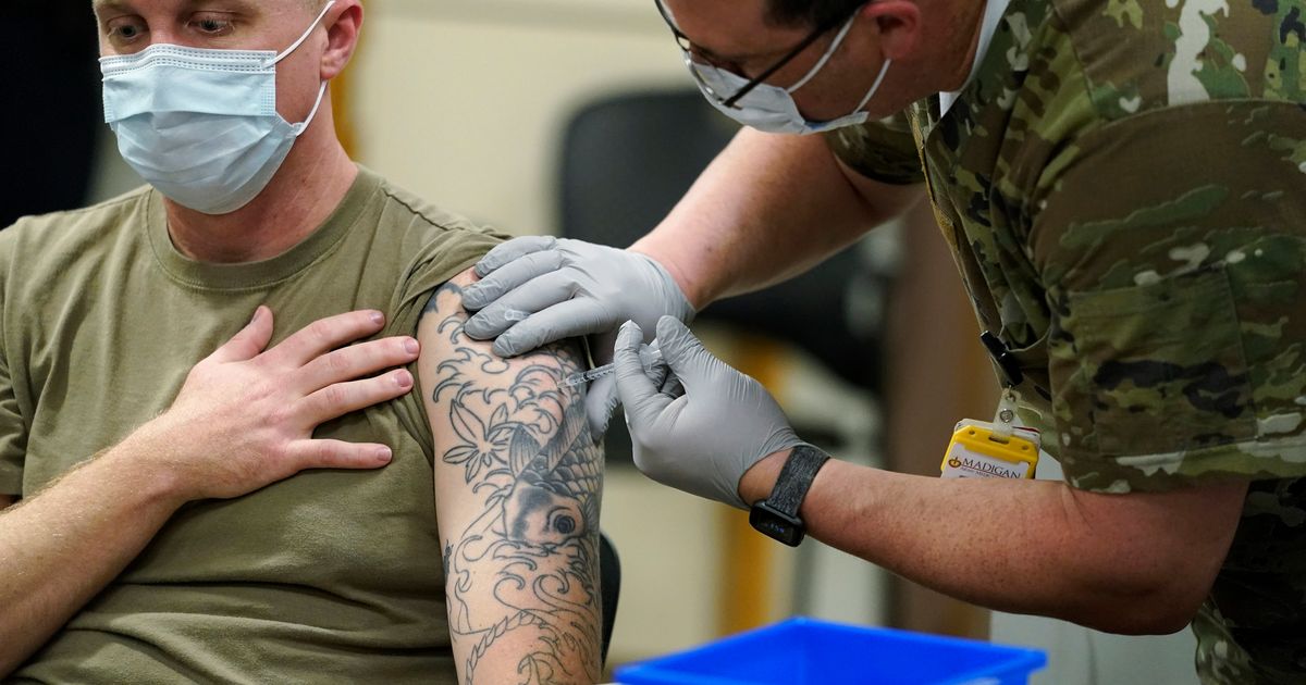 New Law Ends COVID-19 Vaccine Mandate For US Troops