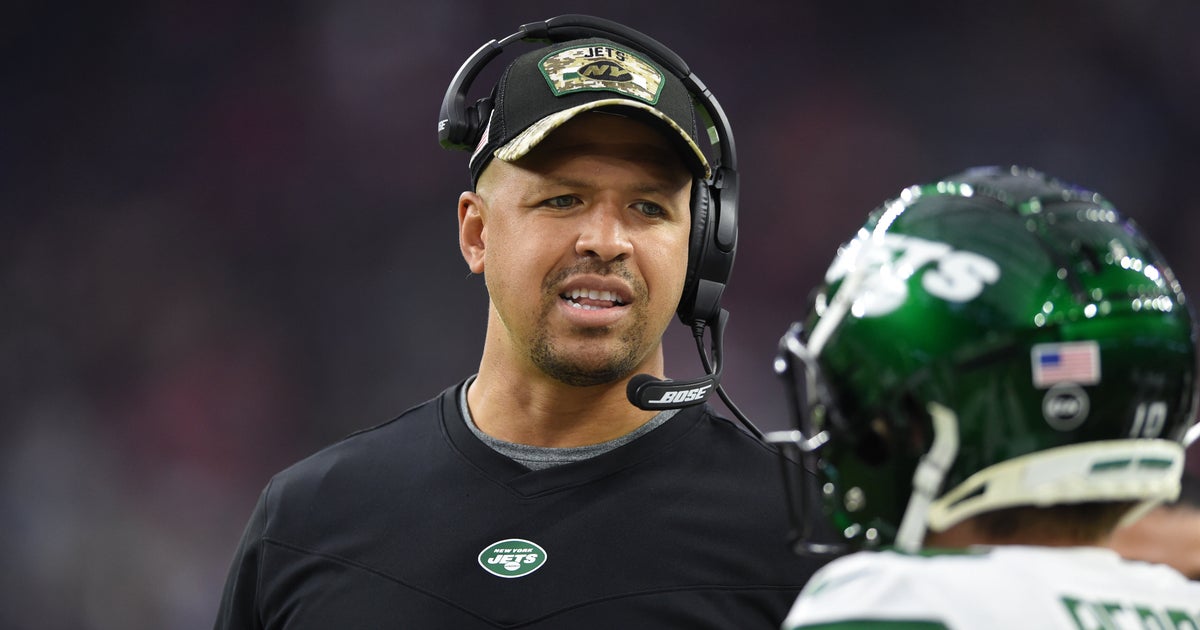 New York Jets Receivers Coach Miles Austin Suspended At Least One Year