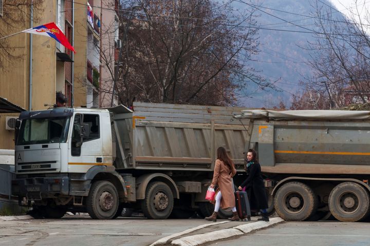 Οδοφράγματα στην Μιτρόβιτσα του Κοσόβου (28 Δεκεμβρίου 2022)