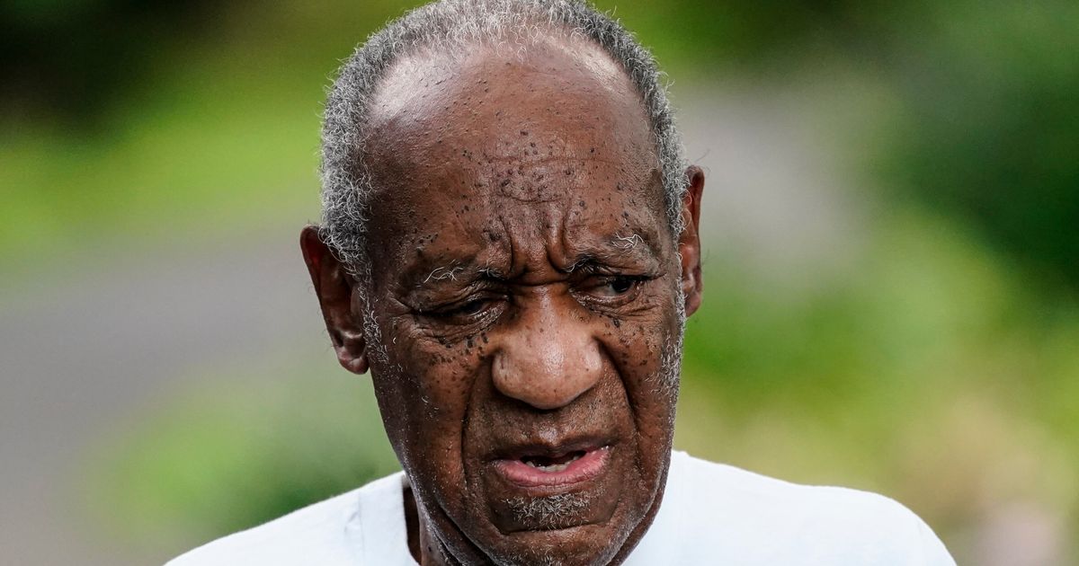 Bill Cosby erwägt eine Comeback-Tour im Jahr 2023 und die Leute sind nicht glücklich