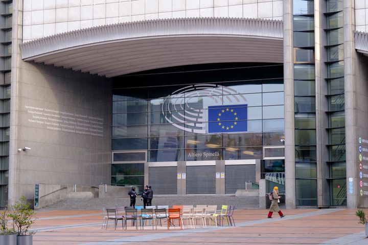 Το Ευρωπαϊκό Κοινοβούλιο.