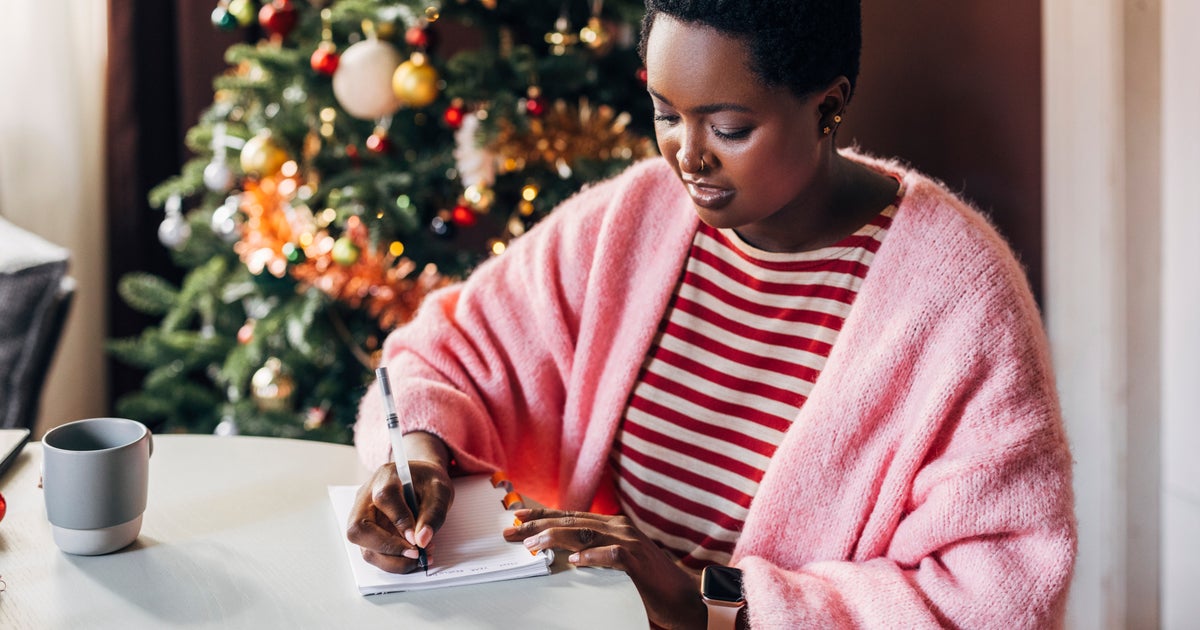 What You're Doing Wrong With Your New Year Resolutions, According To