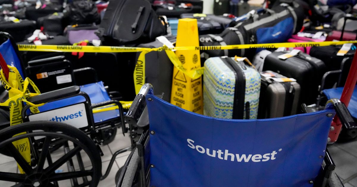 Southwest Official Apologizes As Thousands More Flights Are Canceled