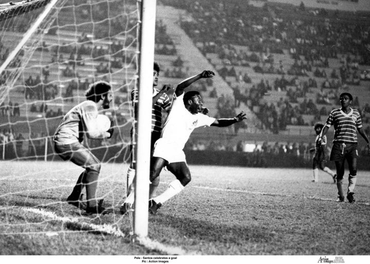 Pele - Santos celebrates a goal Pic : Action Images