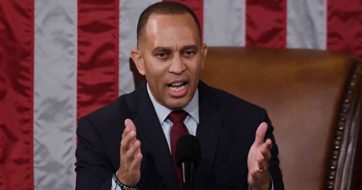 Hakeem Jeffries Gets Cheers For Alphabet Speech After Kevin McCarthy Win