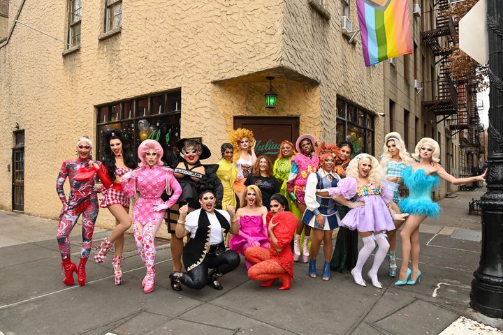 The Season 15 cast of "RuPaul's Drag Race" visited New York's Julius' Bar in January 2023. 
