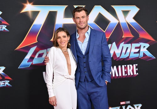 elsa pataky dressed as old lady Watch Chris Hemsworth Go On A Date With His 'Elderly' Wife To Ease Fears About Getting Older HPLONG