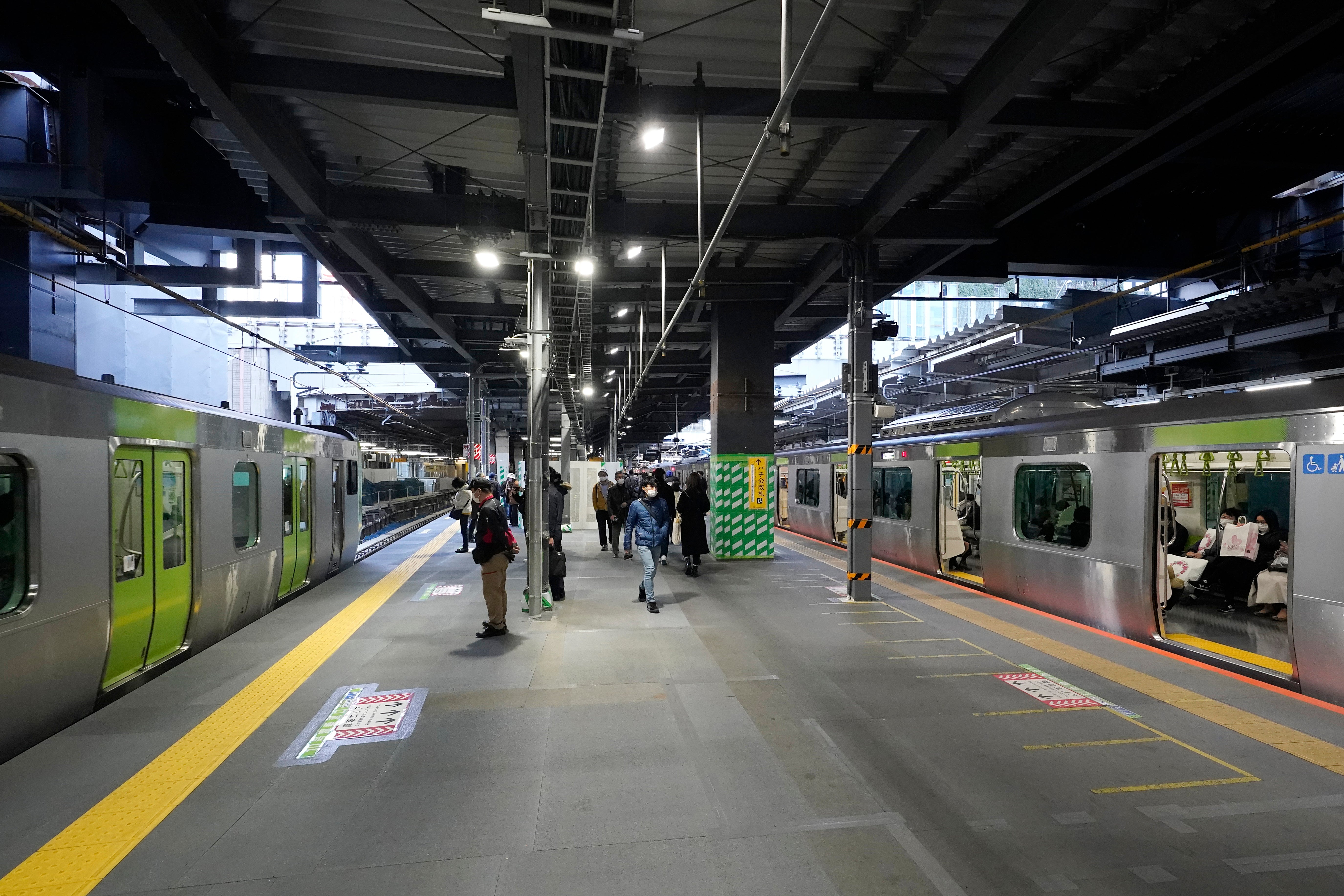 渋谷駅ホームのビフォーアフター写真に「現代のプロジェクトX」と賞賛 