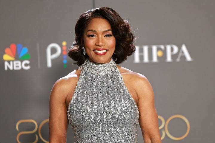 Angela Bassett 