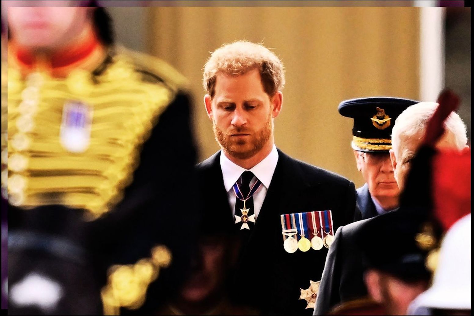 Can Prince Harry Reconcile With The Royal Family? Experts Weigh In ...