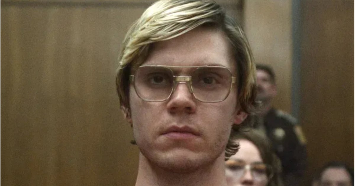 Jeffrey Dahmer Victim’s Mother Blasts Evan Peters For Golden Globes Win