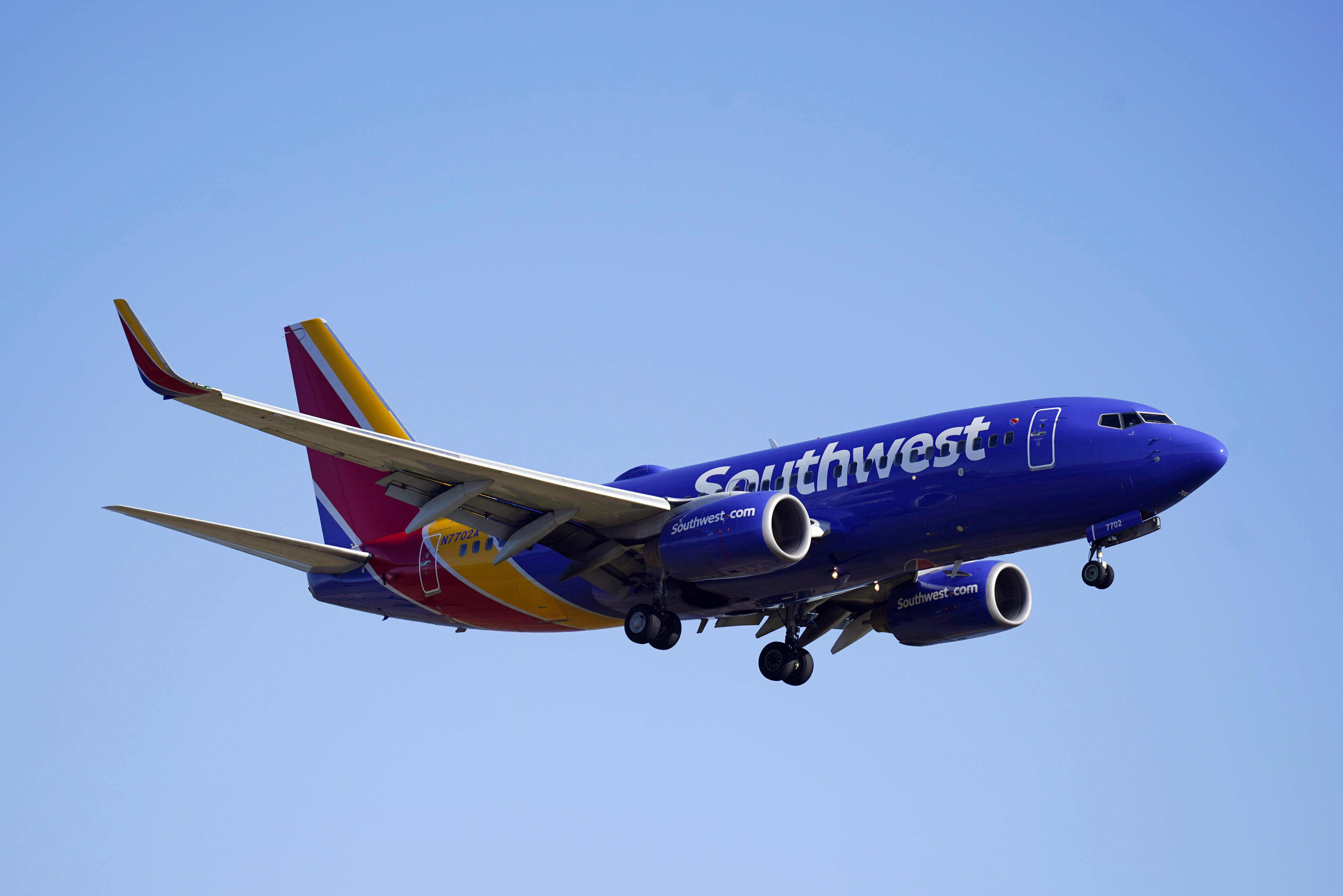 Southwest Airlines Faces Class-Action Lawsuit Following 2022 Holiday ...