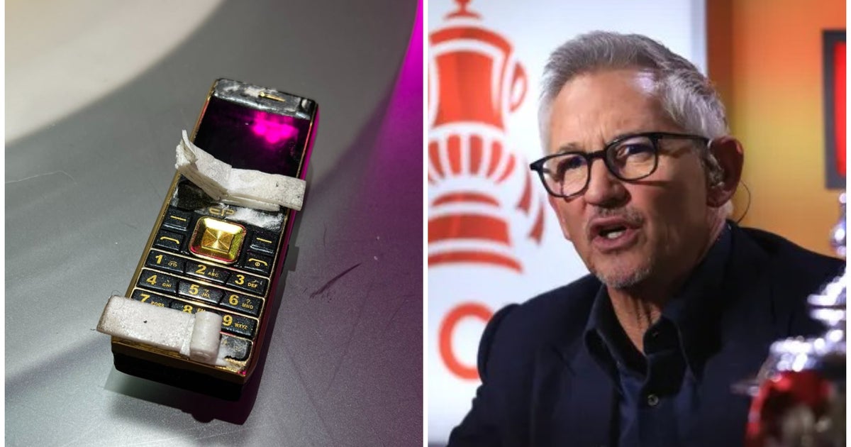 c サッカー中継でポルノの音声が流れ謝罪 セットに貼られた携帯によるイタズラか ハフポスト World c サッカー中継でポルノの音声が流れ謝罪 セットに貼られた携帯によるイタズラか ハフポスト World