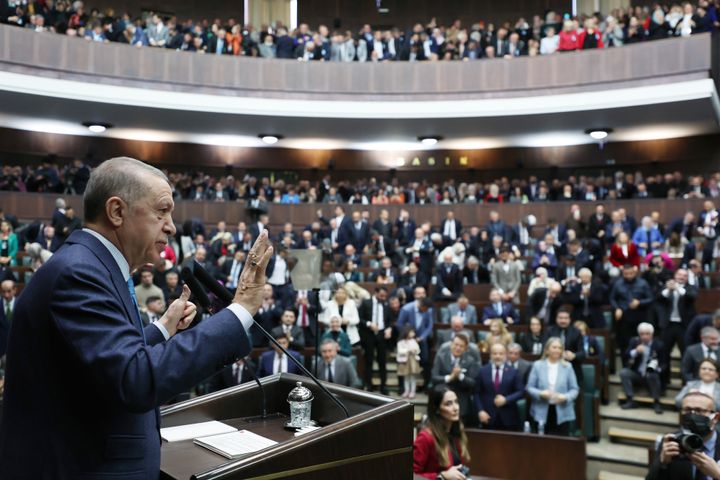 Ομιλία Ερντογάν στην ΚΟ του AKP (18 Ιανουαρίου, 2022)
