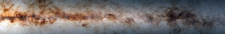 Αυτή η φωτογραφία από το NOIRLab του Εθνικού Ιδρύματος Επιστημών, τον Ιανουάριο του 2023, δείχνει το γαλαξιακό επίπεδο του «Milky Way». Οι αστρονόμοι έχουν συλλάβει περισσότερα από 3 δισεκατομμύρια αστέρια και γαλαξίες σε μία από τις μεγαλύτερες έρευνες ουρανού που έγιναν ποτέ, με επίκεντρο τον ουρανό του Νοτίου Ημισφαιρίου.