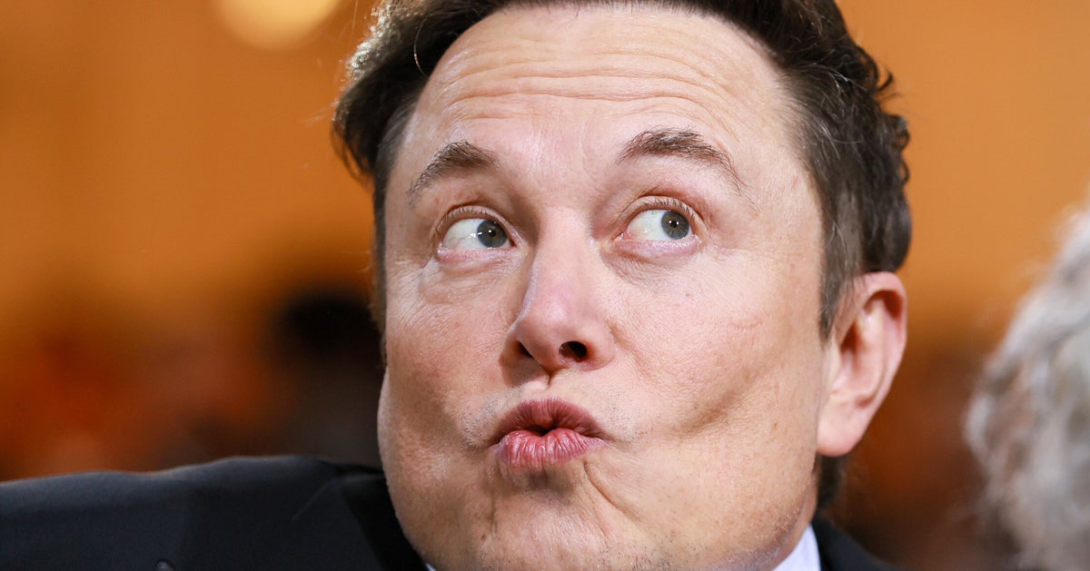 NextImg:Elon Musk's Tweet Traffic Jumped 737% After He Ordered Algorithm Change: Report