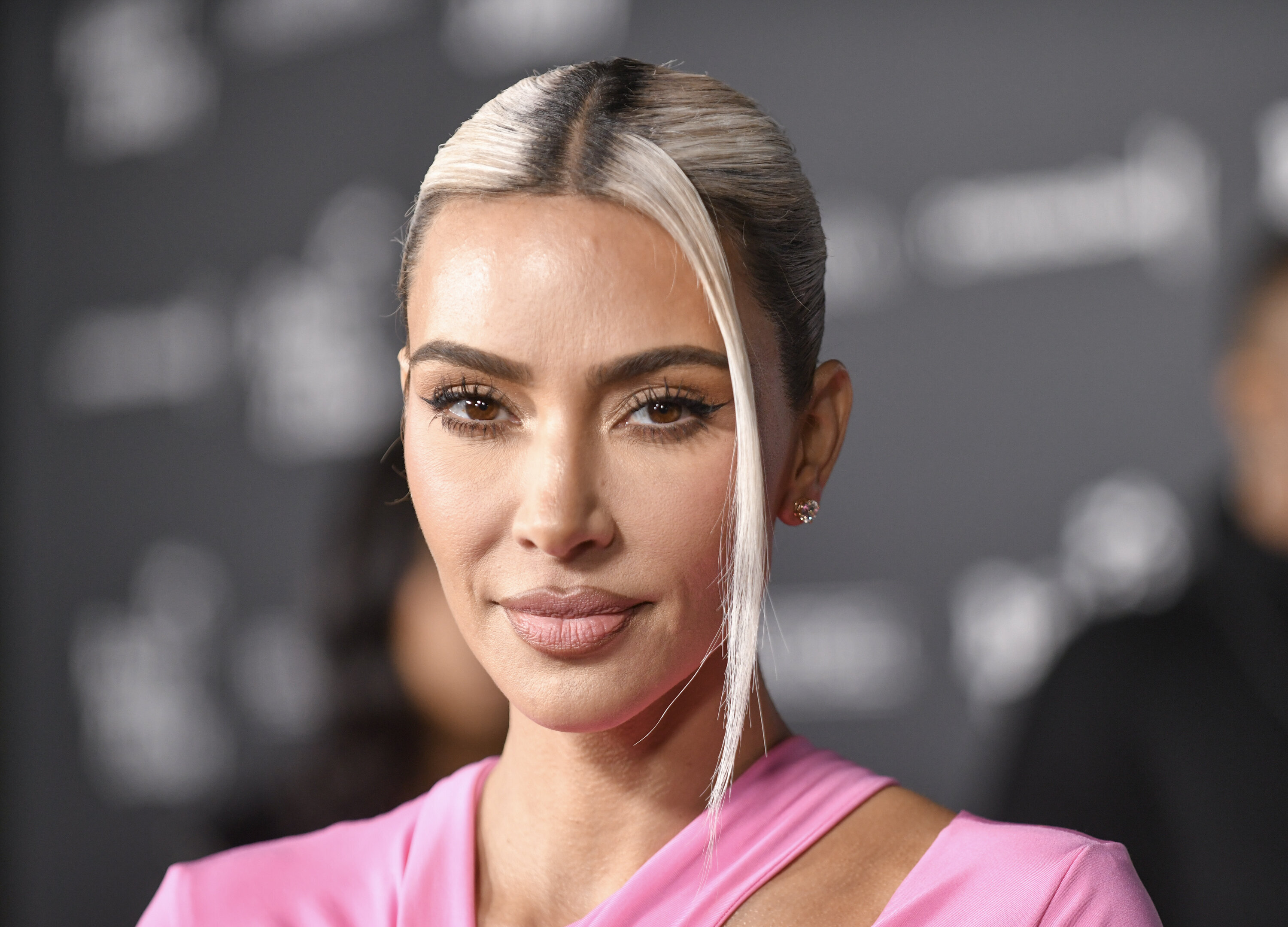 Kim Kardashian Gives Speech At Harvard Business School - TrendRadars