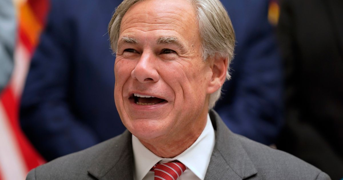 Greg Abbott Snark-Tweets About Dallas Kicker And Gets It Kicked Back In His Face
