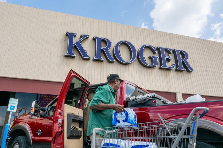 Workers sue Fred Meyer for unpaid wages - NW Labor Press