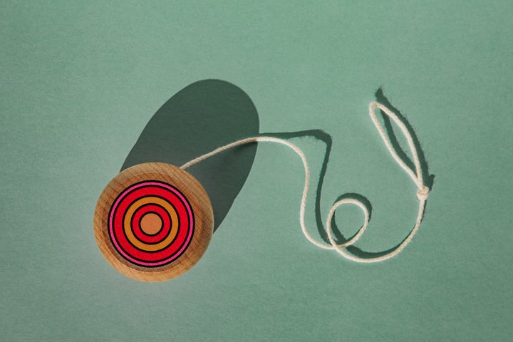 Wooden yo-yo toy