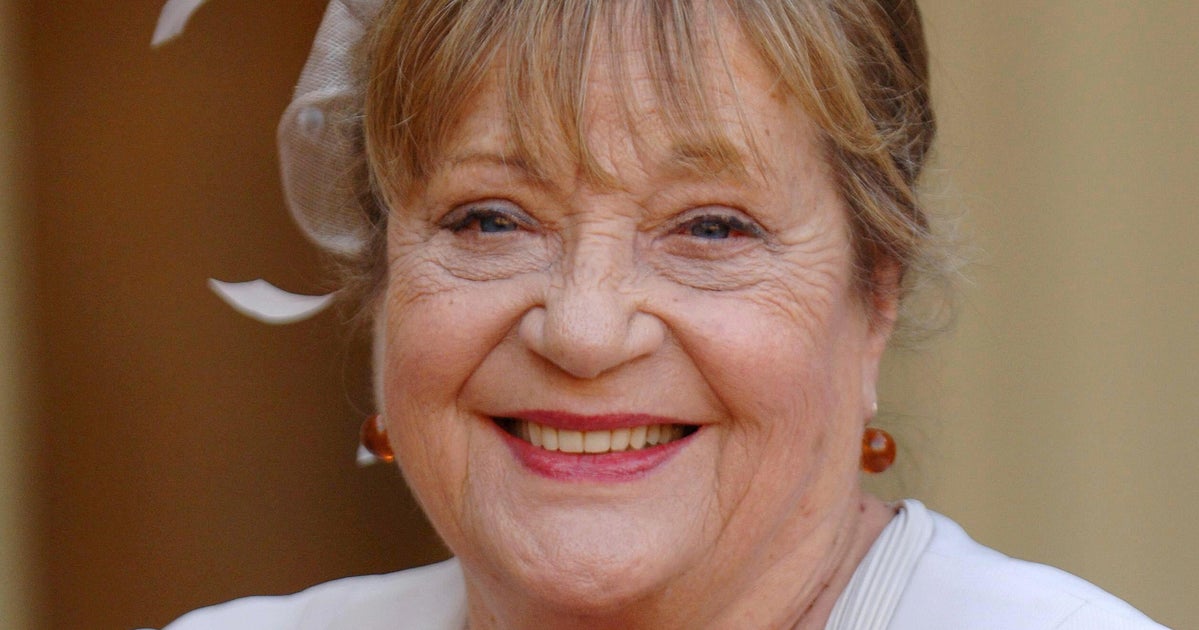 At Home With The Braithwaites And The Queen Actor Sylvia Syms Dies, Aged 89