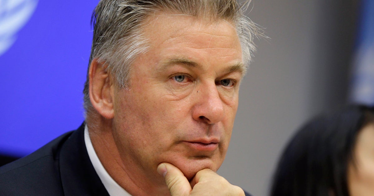 NextImg:Deadline Nears For Alec Baldwin In Deadly Movie Set Shooting