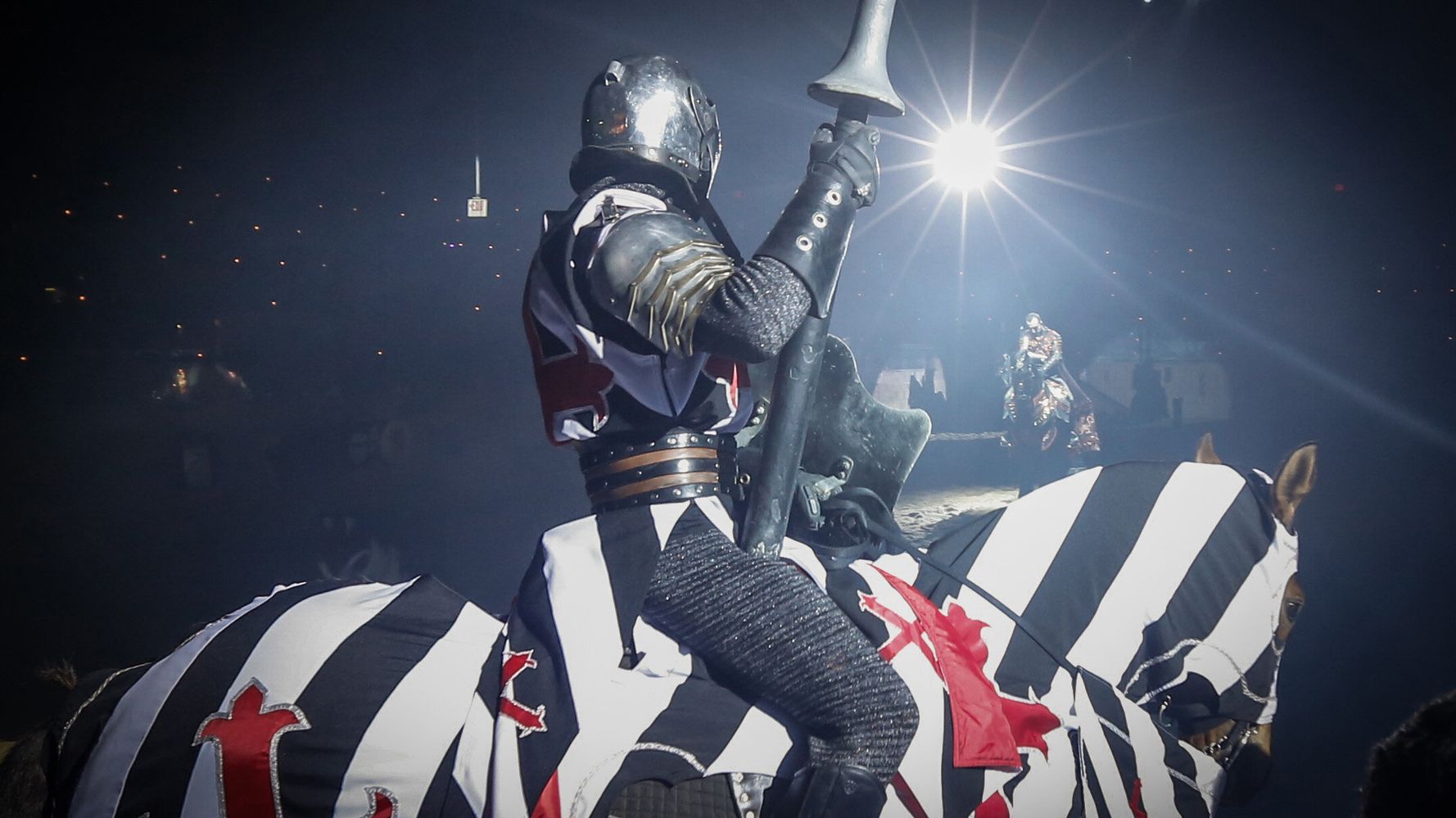 Medieval Times Union Says Company Brought In Scab Knights From