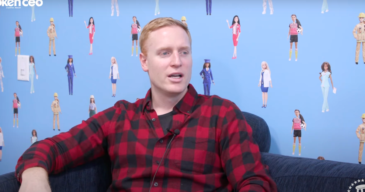 NextImg:Barstool Sports Host Describes Reaction To His Hot Mic Moment Trashing Fox News
