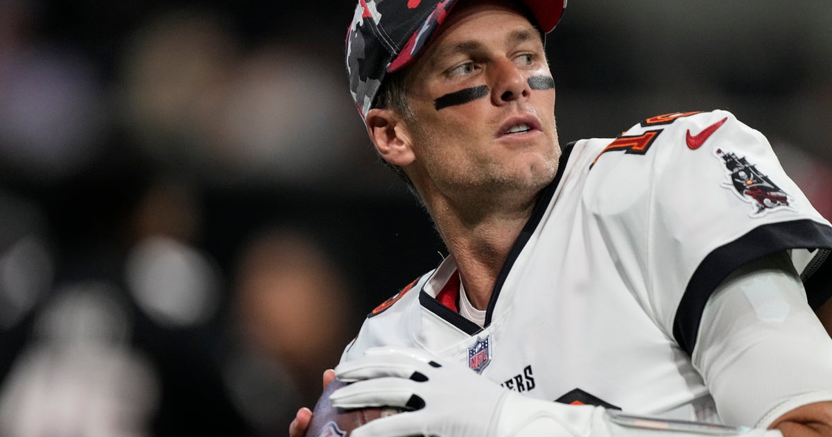 NextImg:Tom Brady Retires From NFL 'For Good'