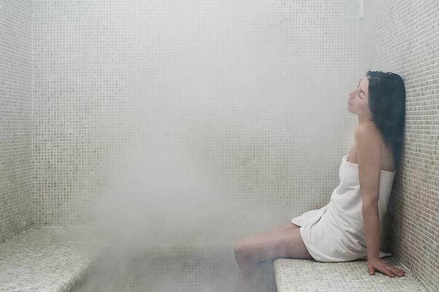 Steam rooms are saturated with moisture and are generally not as hot as saunas.