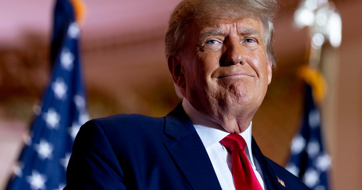 NextImg:Trump Posts Weak Fundraising Numbers In Failed Bid To Clear 2024 Field