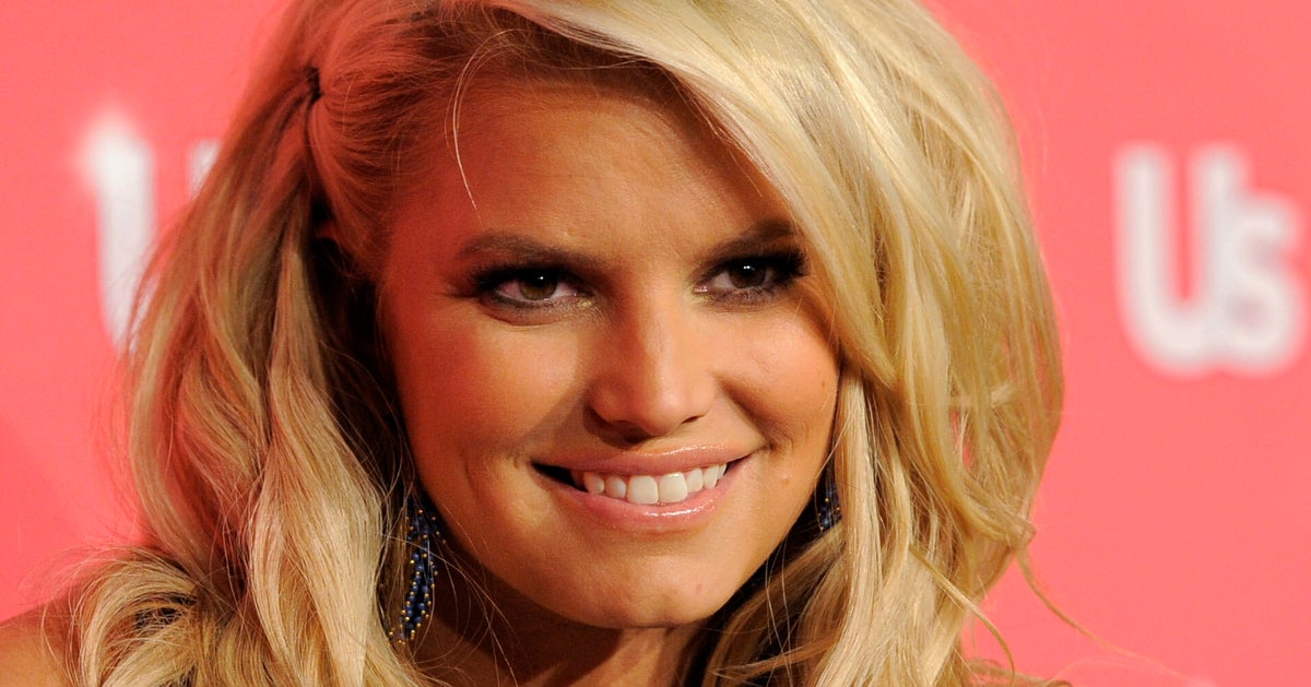 NextImg:Jessica Simpson Hints At A-List Actor She Had Fling With Behind His Girlfriend's Back