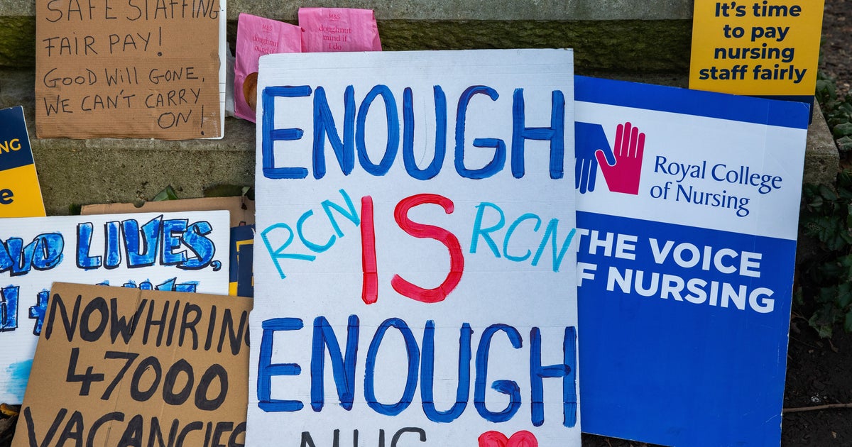 Biggest Strike In History Hits NHS As Nurses And Ambulance Staff Walk Out - Vimarsana News