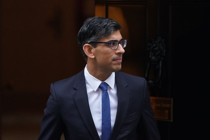 Prime Minister Rishi Sunak departs 10 Downing Street, London, to attend Prime Minister's Questions at the Houses of Parliament. Picture date: Wednesday January 25, 2023.